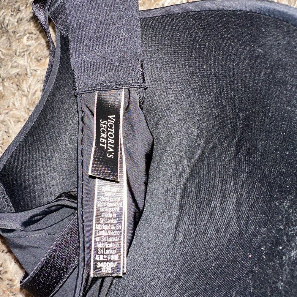 Victoria's Secret Classic Black Bra - Picture 4 of 5